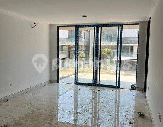 Rumah 2 Lantai Pik2 Permata Hijau Uk 12x25 Bagus 2