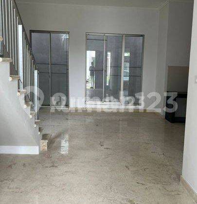 Rumah 2 Lantai 8x15 Bagus di Golf Island , Jakarta Utara 2