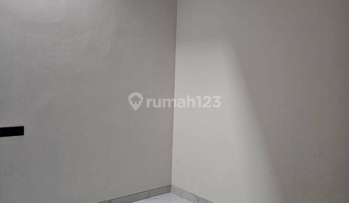 Rumah 2 Lantai Bagus SHM di Kelapa Gading, Jakarta Utara 2