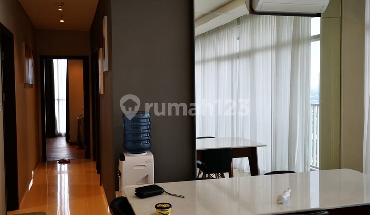 CIPUTRA INTERNATIONAL APARTMENT 3 BR FURNISHED size 123m2 NEAR PURI