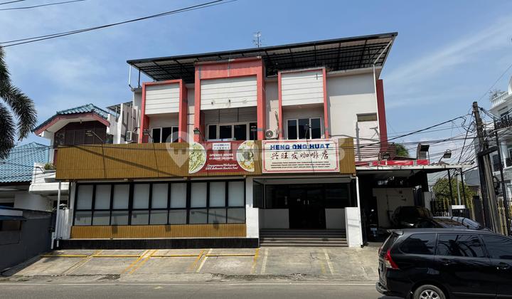 Rumah 3 Lantai Hoek SHM Siap Huni Muara Karang Pluit 18X25