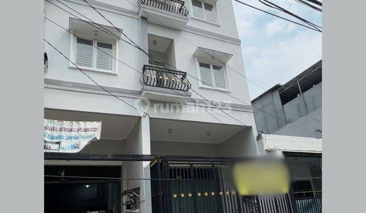 Ruko 3 Lantai Teluk Gong Uk 5x15 Lokasi Ramai Siap Pakai 1