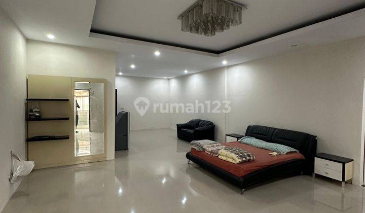 Rumah Cantik Cluster Rome Siap Huni 10x25 di Pik1 1