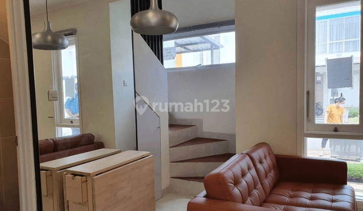 Rumah 2 Lantai Furnish Bagus Murah Siap Huni 2