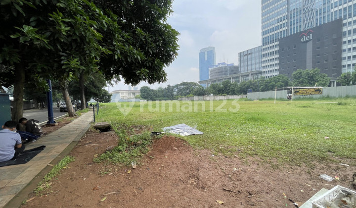 Kavling Exclusive Jantung Mega Kuningan Setiabudi Jakarta 1.1 HA