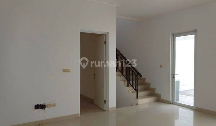 Rumah 2 Lantai Bagus Cluster West Europe 8x15 1