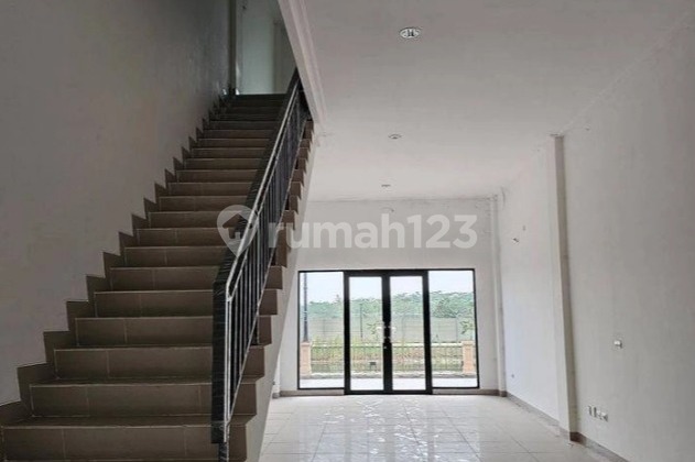 Ruko Osaka Boulevard 2 Muka Hoek Pantai Indah Kapuk 5x20