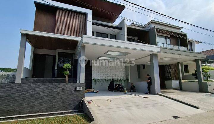 Rumah 2 Lantai Lippo Cikarang Siap Huni 10x20 1