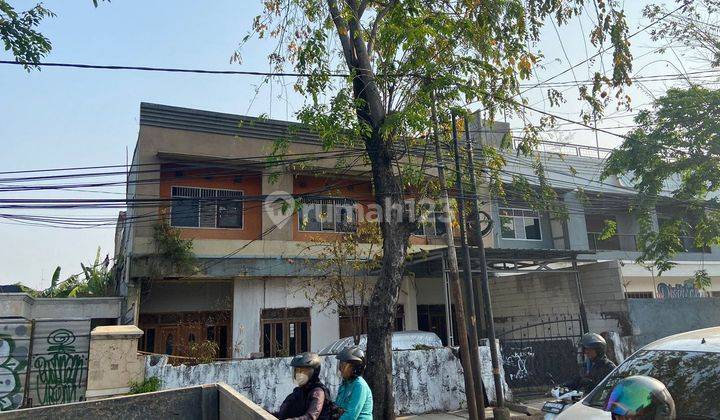 Dijual Rumah Area Strategis Harga 2 Milyar Nego  2