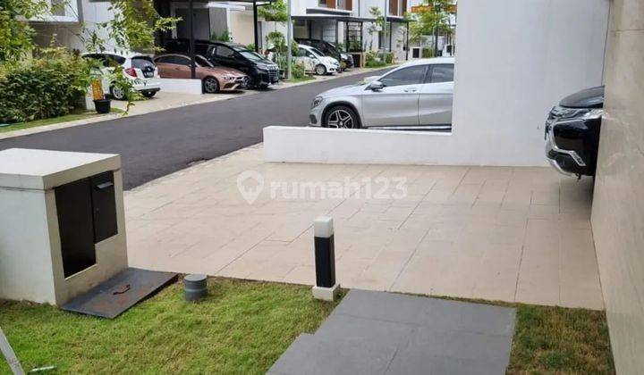 Rumah 2.5 Lantai Semi Furnished di Cakung, Jakarta Timur 2