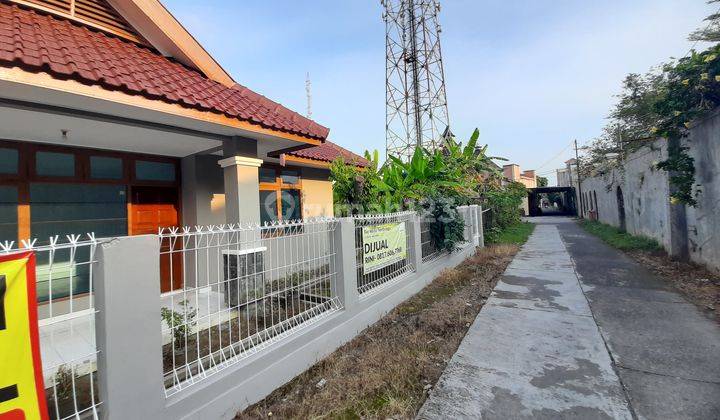 Rumah Timur Perumahan Casa Grande Jogja 2