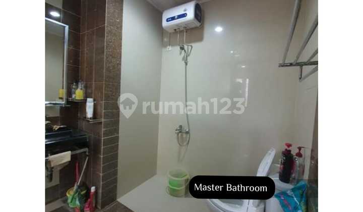 Rumah Siap Huni 2 Lantai Di Pantai Sanur Ancol