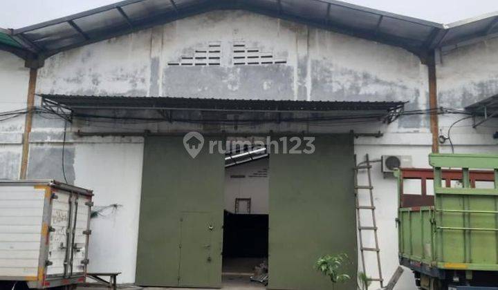 Gudang Kayu Besar Dalam 405m2, kondisi tersewa, 1