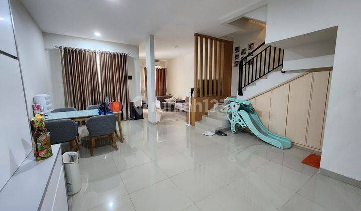 Rumah 2,5lt Premiere Residence Graha Raya Alsut 1