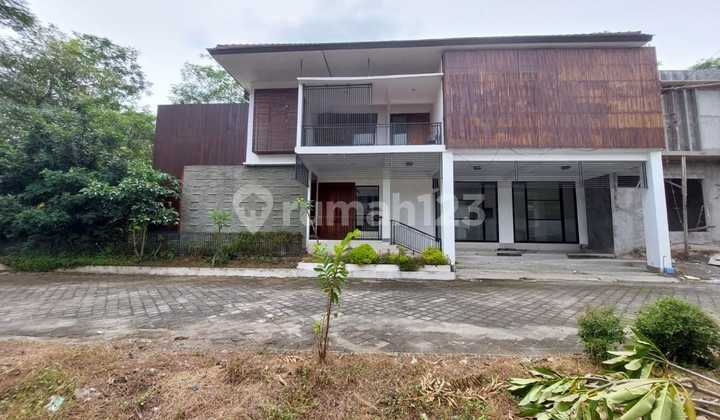 For Sale Rumah Siap Huni di Dreamland Royal Regency Kediri Vg 86
