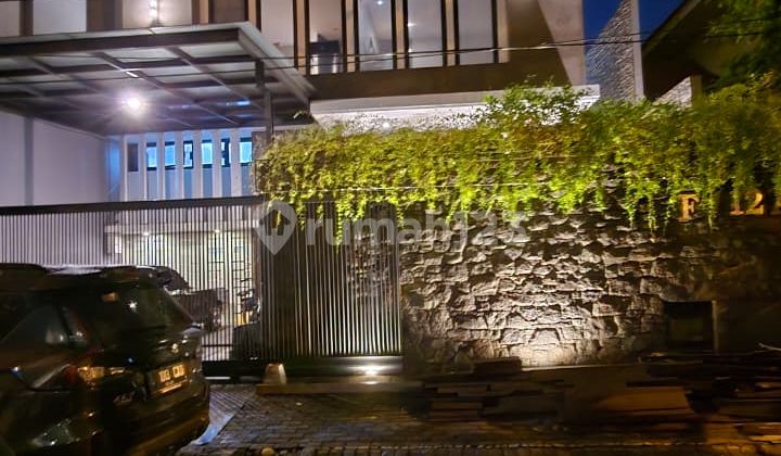 For Sale Beautiful Semi-Furnished House in Araya Surabaya City Kha 50