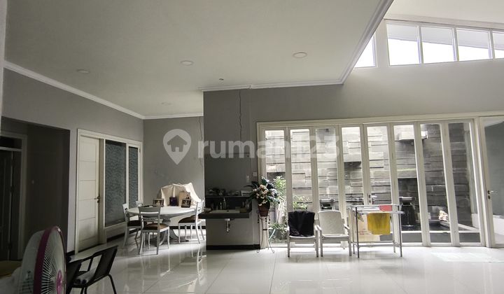 For Sale Beautiful Ready to Live in Medokan Surabaya City Rs 30 For Sale Beautiful Ready to Live in Medokan Surabaya City Rs 30