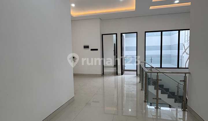 FOR SALE RUMAH 2 LANTAI BARU GRESS SEMI FURNISH DI DARMO PERMAI SURABAYA KOTA LA 435 2