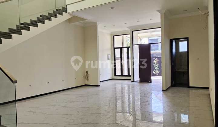 For Sale New Fresh Hook House in Araya Surabaya City Ema 150 2