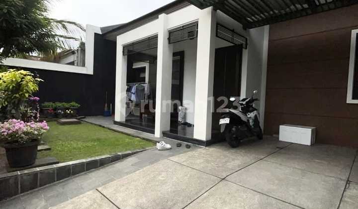 For Sale Beautiful House Ready to Occupy in Darmo Permai Surabaya City Area 42 2