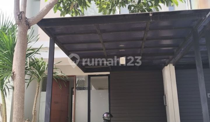 FOR RENT Beautiful Ready-to-Occupy House in Northwest Surabaya City MA R423