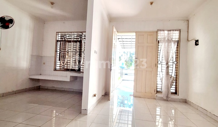 Rumah Taman Semanan Indah, Dekat Puri Indah, Green Lake, Metland Puri, 136 M2, 8x17, Hadap Utara 2