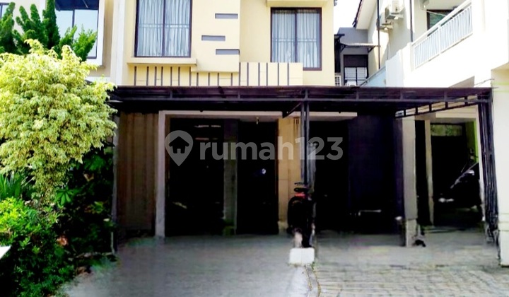 Rumah Casa Jardin Dekat Green Mansion, Grisenda Pik, 7x18, Hadap Barat, Bebas Banjir, One Gate System