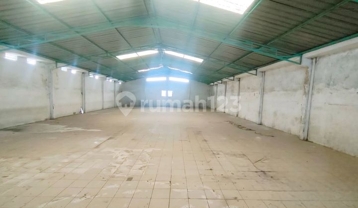 Gudang Cengkareng Menceng, Murah, 1000 M2, Hadap Barat, 2,5 Lt, Dekat Tol, SHM