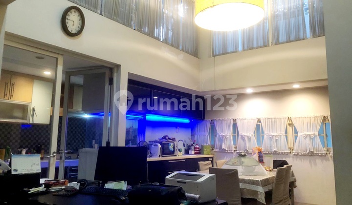 Rumah Grisenda Pik, Hook, 8x18.5, 3 Lantai, Split Level, Hadap Utara  2