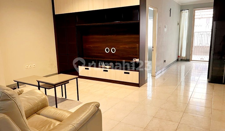 Rumah Taman Alfa Indah 144 M2 Furnish Siap Huni Hadap Utara 