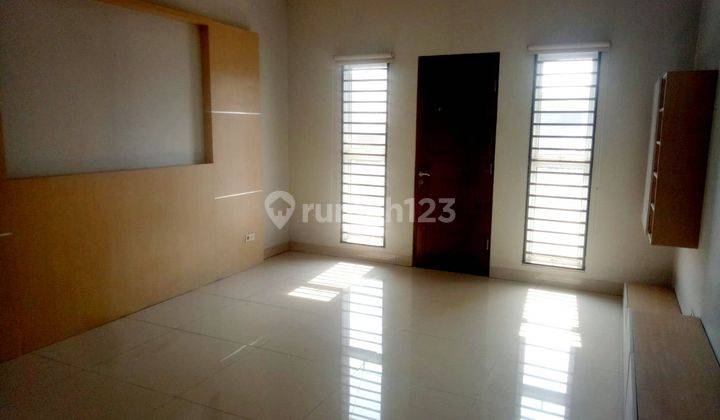 Rumah Pluit, 370 M2,  3.5 Lantai, Hadap Barat, Shm 2