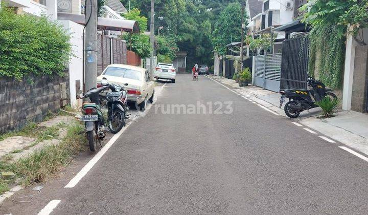 RUMAH TUA PONDOK INDAH, HITUNG TANAH SAJA, 180 M2, SHM. 1