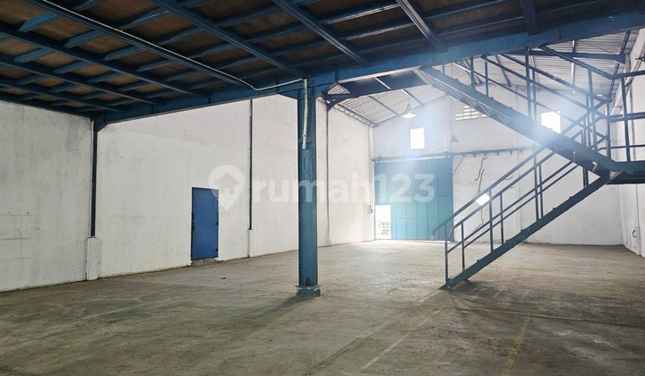 Daan Mogot Warehouse, Cheap, Neat, 2 Floors with Office, 40 Ft Container Access