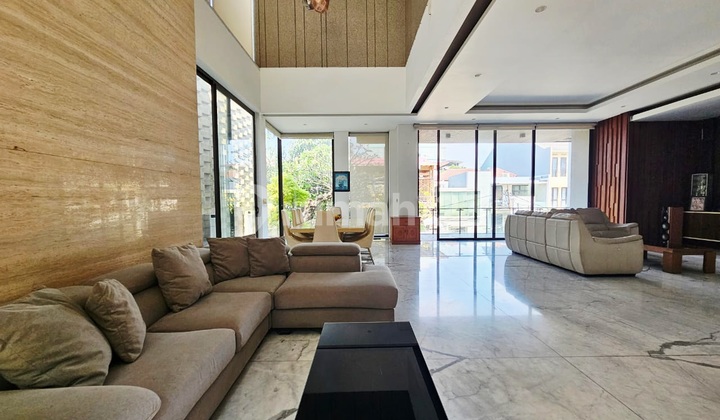 Rumah Pluit, Mewah Cantik, 325 M2, Lift 3 Lantai, Full Marmer, Furnish Rapi Modern, Siap Huni