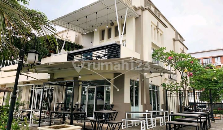 Ruko Bsd Vanya Park, Murah, Hook, 6x18, 2 Muka, View Danau, Rapi Siap Pakai