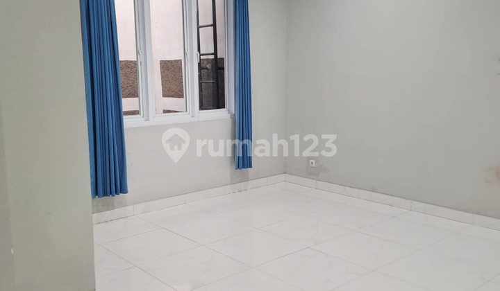 Rumah Permata Buana, Murah, 8x18, Rapi, Bebas Banjir 2
