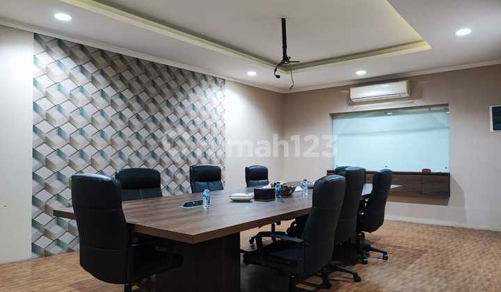 Kawasan Gudang Yos Sudarso, Murah, 2 Lantai, Ada Office, 961 M2, Hook Selatan Timur, Bagus Rapih Kawasan Gudang Yos Sudarso, Murah, 2 Lantai, Ada Office, 961 M2, Hook Selatan Timur, Bagus Rapih