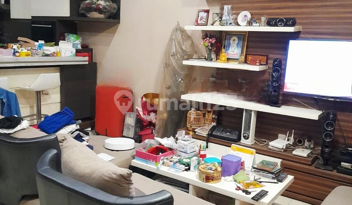 Rumah Puri Mansion, Murah, 8x17, Semi Furnish, 2.5 Lantai, Hadap Selatan Rumah Puri Mansion, Murah, 8x17, Semi Furnish, 2.5 Lantai, Hadap Selatan