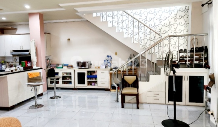 Rumah Pluit Timur Residence, 160 M2, Murah, Bagus, Hadap Selatan