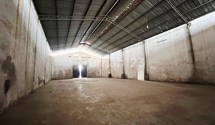 Gudang Tegal Alur, Murah, 1410 M2, Ada Office, Strategis, Akses Mudah, Container 40 Ft Gudang Tegal Alur, Murah, 1410 M2, Ada Office, Strategis, Akses Mudah, Container 40 Ft