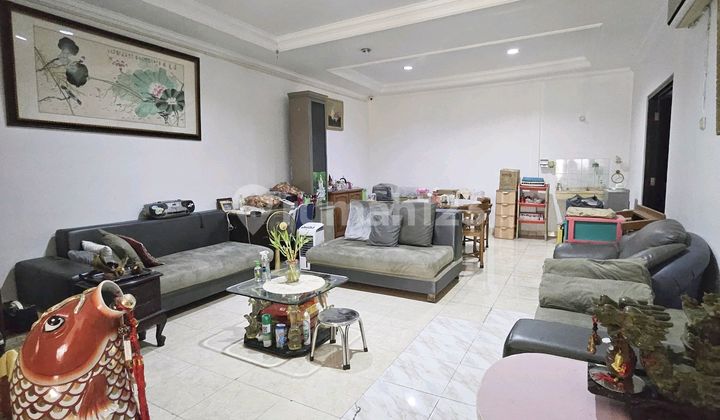 Permata Buana House, Puri Indah 144 M2, South Facing, Neat, Nice Permata Buana House, Puri Indah 144 M2, South Facing, Neat, Nice