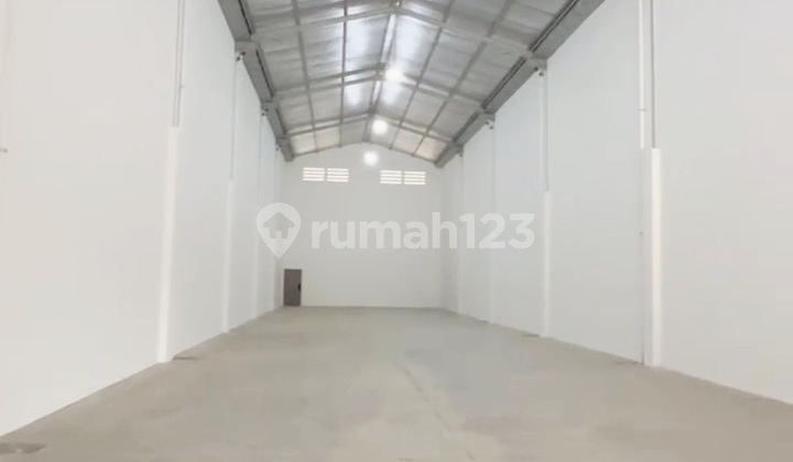 Duta Indah Starhub Warehouse, 3 In 1