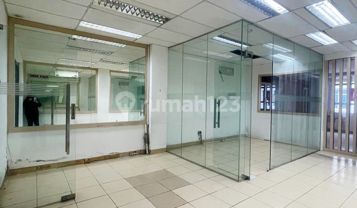 Ruko Business Park Kebon Jeruk, Dekat Tol, Puri Indah, 4 Lantai, Murah, Rapi, Parkir Luas Ruko Business Park Kebon Jeruk, Dekat Tol, Puri Indah, 4 Lantai, Murah, Rapi, Parkir Luas