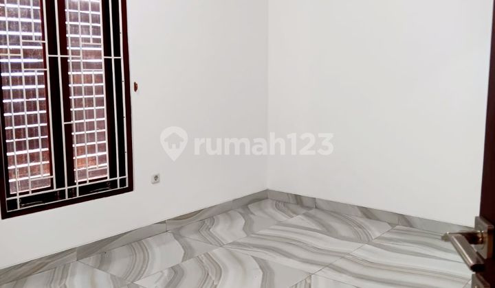 Rumah Puri Indah, Baru, 150 M2, Hadap Barat, Bisa Kpr. 2