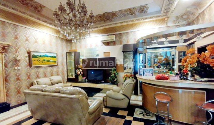 Rumah Mewah Florence Pik, Bagus, Siap Pakai 2