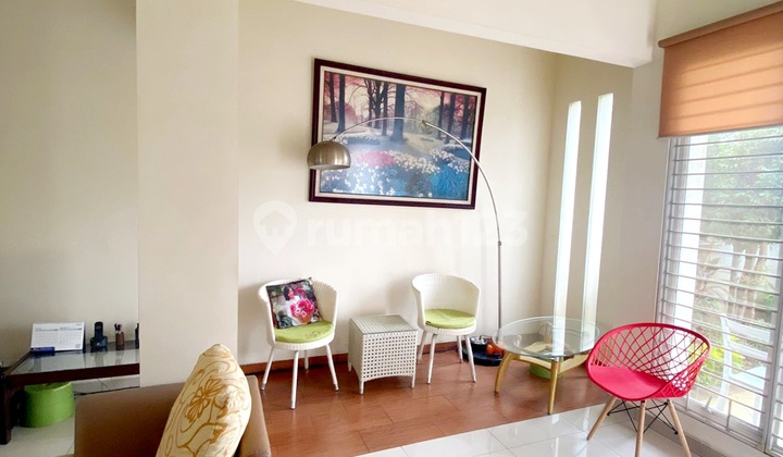 Rumah Permata Buana, Puri Indah, Murah, 10x18, 3 Lantai, Full Renov, Bagus, Semi Furnish 2