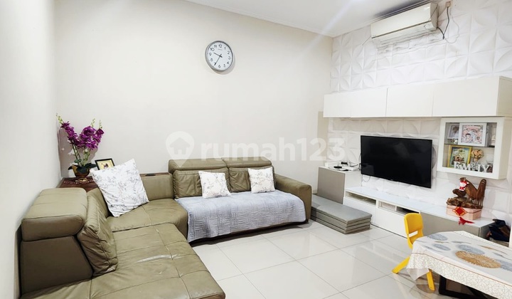 Rumah Amerika Latin Green Lake, Murah, 10x18, Cantik, Rapi, Full Renov, Semi Furnish 2