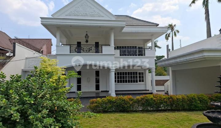 Rumah Mewah Kemang Selatan, Hook, 973 M2, Bagus, Terawat. Rumah Mewah Kemang Selatan, Hook, 973 M2, Bagus, Terawat.