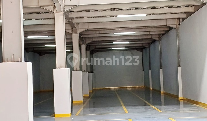 Kalideres Prepedan Warehouse, Cheap, 4 Floors, Nice Tidy Office, 657 M2, 40 Ft Container