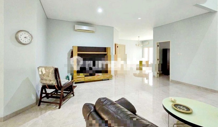 Permata Buana House, Adjacent to Puri Indah, 250 M2, North Facing, Eligible for Mortgage (KPR)